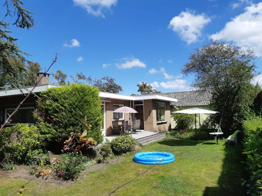 DISCOUNT AUGUST Detached house near North Sea and Grevelingen, spacious garden - driveway - Image 1