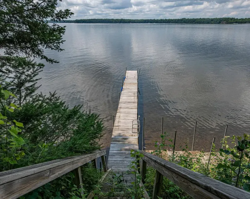 Fence Lake Retreat w/ dock - Image 1