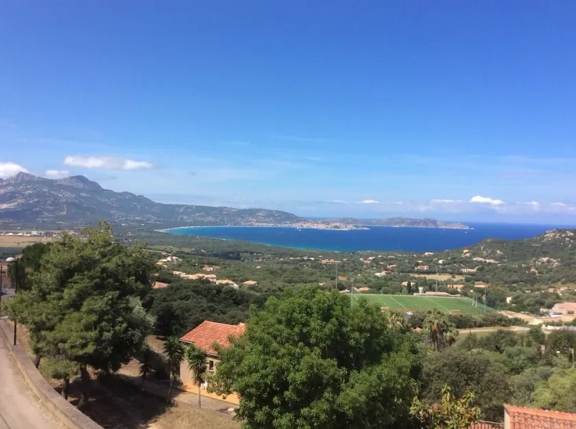 CHARMING STUDIO 30 m2 with TERRACE 15M2 IMPRENSABLE VIEW OF CALVI BAY - Image 1
