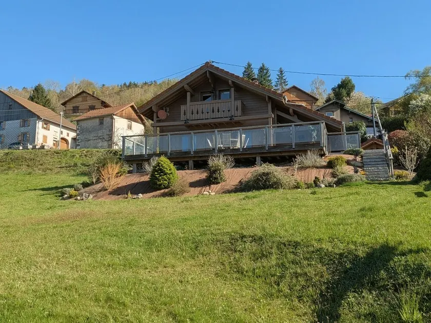 Comfortable chalet with terrace and wood stove, pets allowed - Image 1