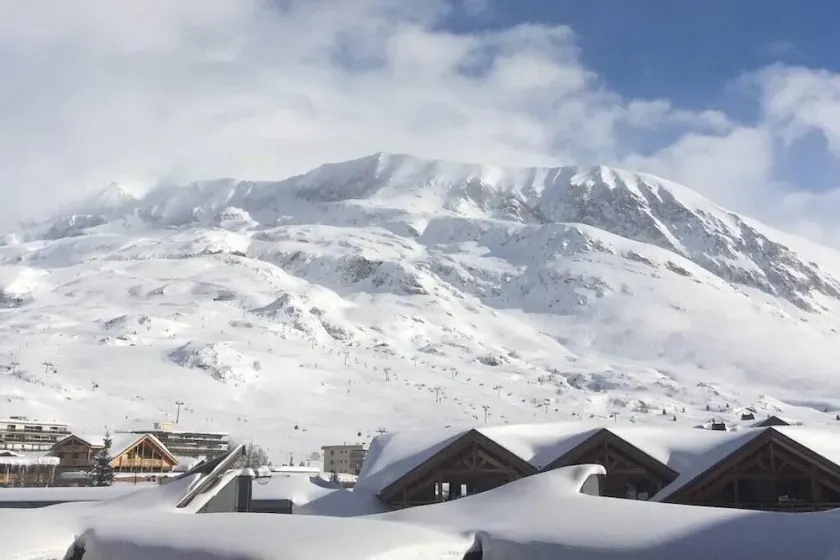 APPARTEMENT ALPE D’HUEZ 6 personnes OURS BLANC - Image 1