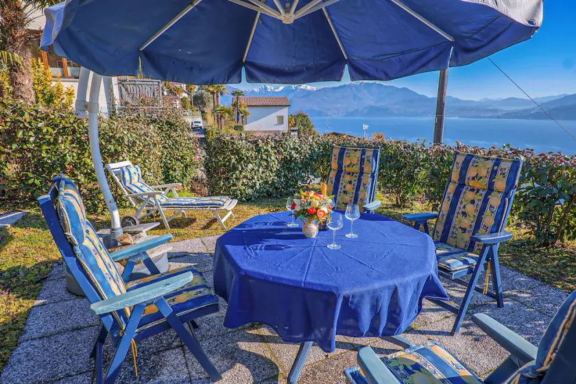 3½-room apartment with terrace, balcony and fantastic lake view - Image 1