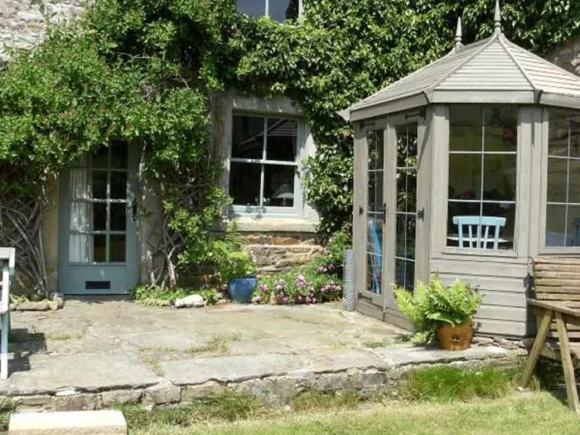 8430495, Intake Cottage,\nCosy old cottage , open fire, amazing views. - Image 1