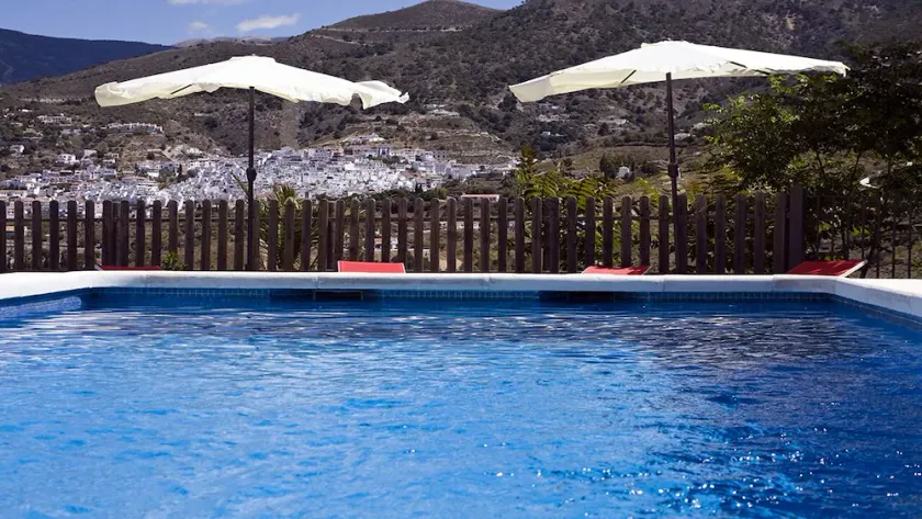 Ländliches Haus mit privatem Pool, Grill, WIFI und herrlichem Blick auf die Berge - Image 1