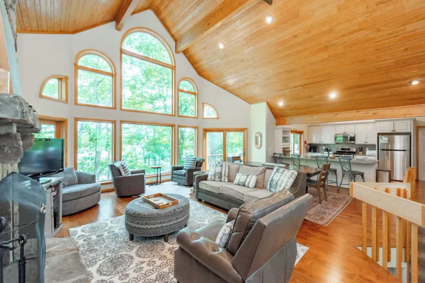 Lakeside Luxury w/ Firepit & Jetted Tub - Image 1