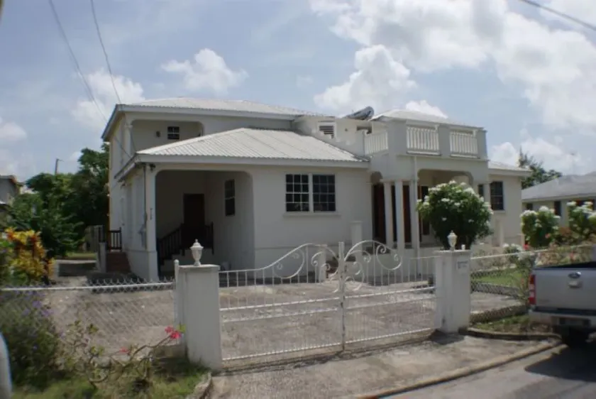 Sundeck Vacation Barbados  unit #3 downstairs has 2 bedrooms and 2  bathrooms.  - Image 1