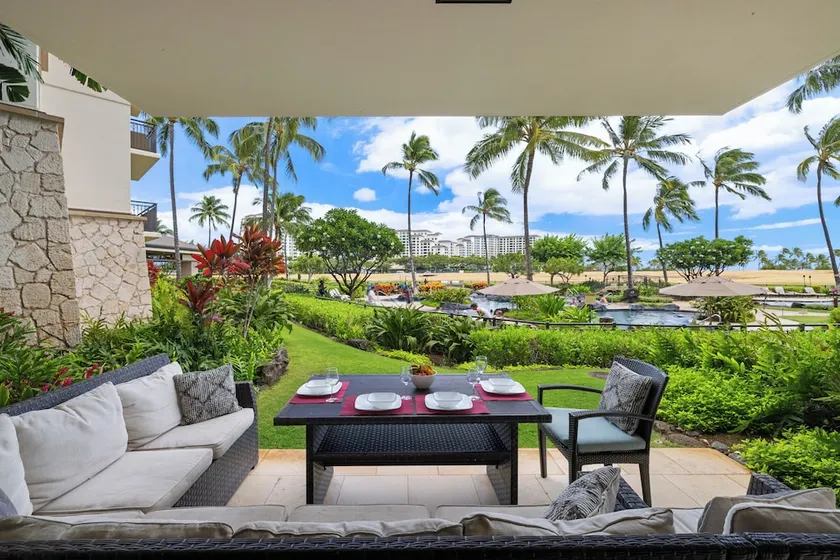 Ko Olina Beach Villas B103: Spacious Elegance & Oceanfront Views - Image 1