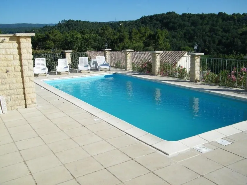 Feriehus med swimmingpool på Escafoulin-domænet - Image 1