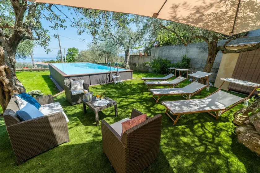 Elegante casa siciliana, piscina, bonitos acabados, vista al mar - Image 1