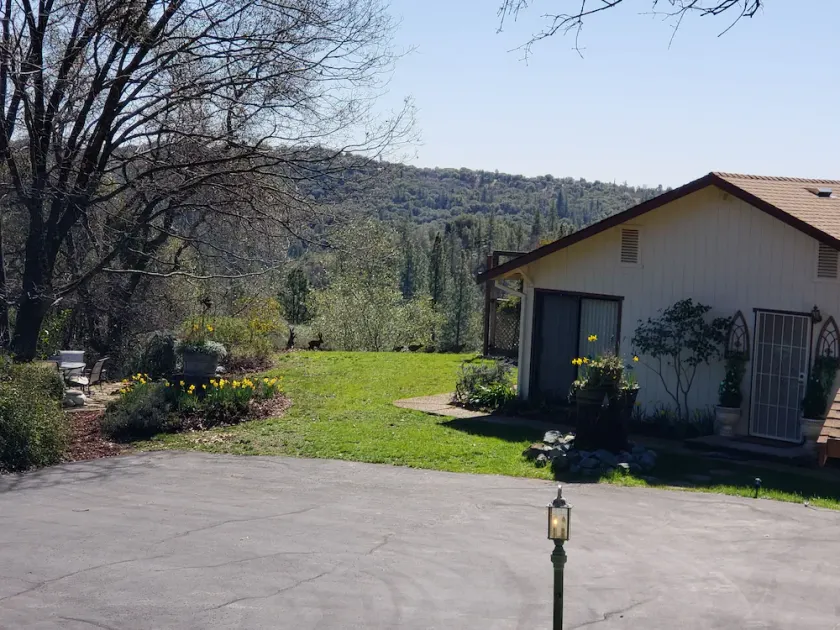 Foothill Retreat in the Sierra Nevada Mountains - Image 1