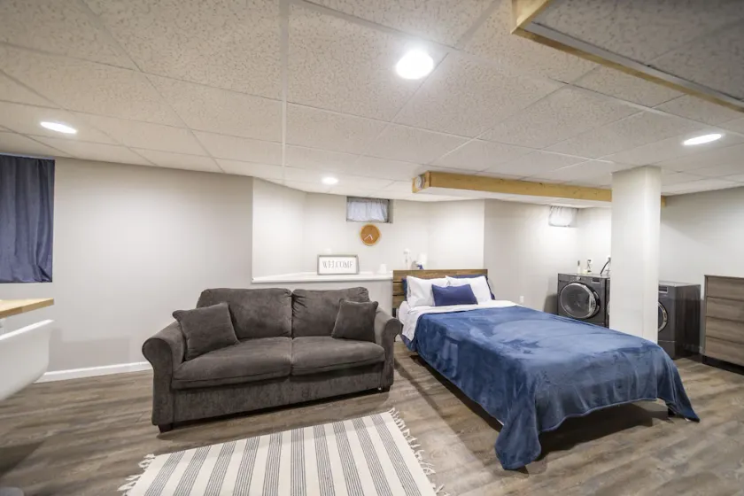 Lovely private studio in a quiet area of Davenport w/ free WiFi - Image 1