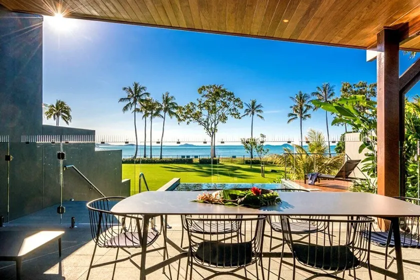 Luxury Villas Indigo (Heated Pool) - Image 1
