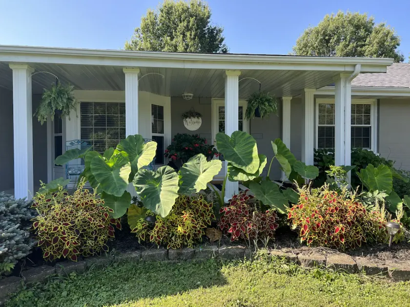 BACKYARD OASIS! Cozy and charming 60s Brick ranch with relaxing gazebo over pond - Image 1