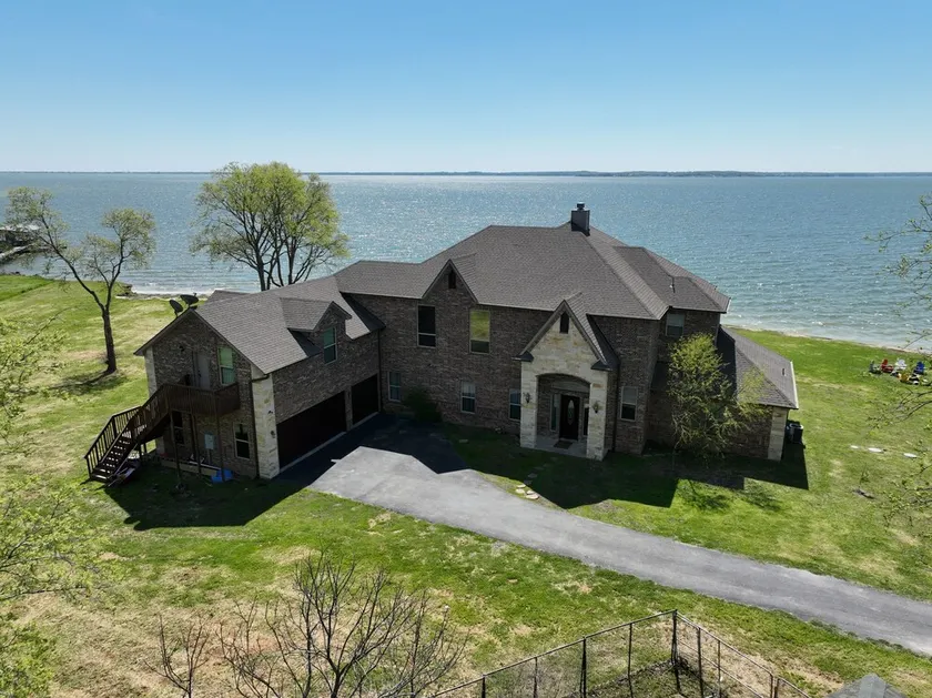 Newly Built Waterfront Lakehouse w/Private Pier - Image 1