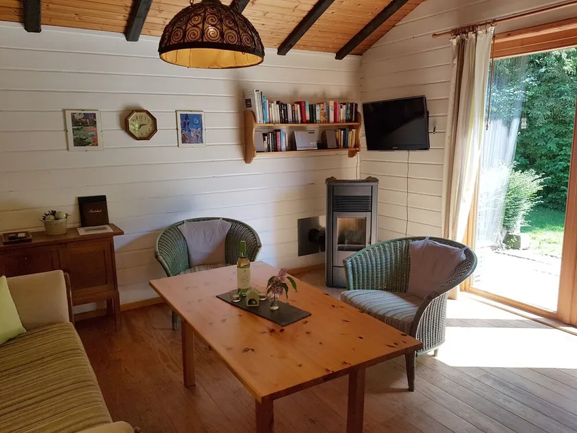 Cozy log cabin on a historic three-sided farm - Ferienhaus Ströh - Image 1