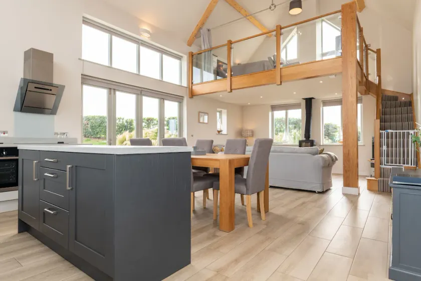 Rosa Cottage, Brancaster, ideal for Weekly or Weekend Breaks, Mon or Fri arrival - Image 1
