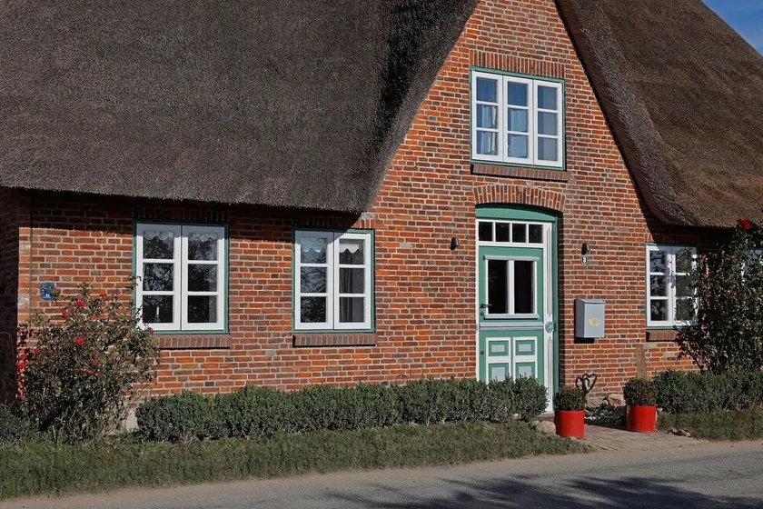 Alte Stellmacherei Historisches Reetdachhaus - Image 1