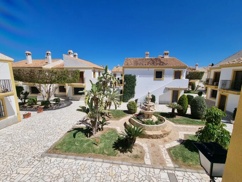 Apartamento con Wifi Privada y Piscina - Image 1