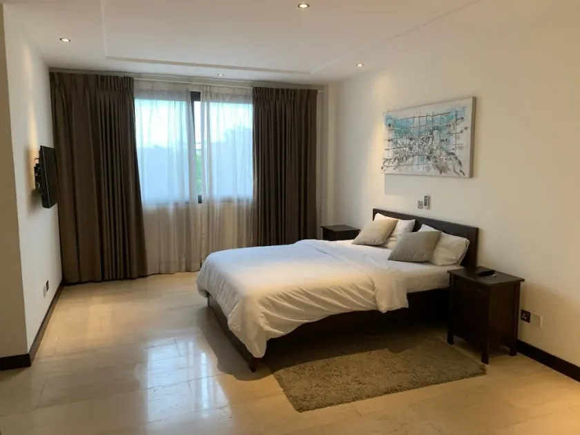Entire Serviced Apartment in the heart of Accra City. - Image 1