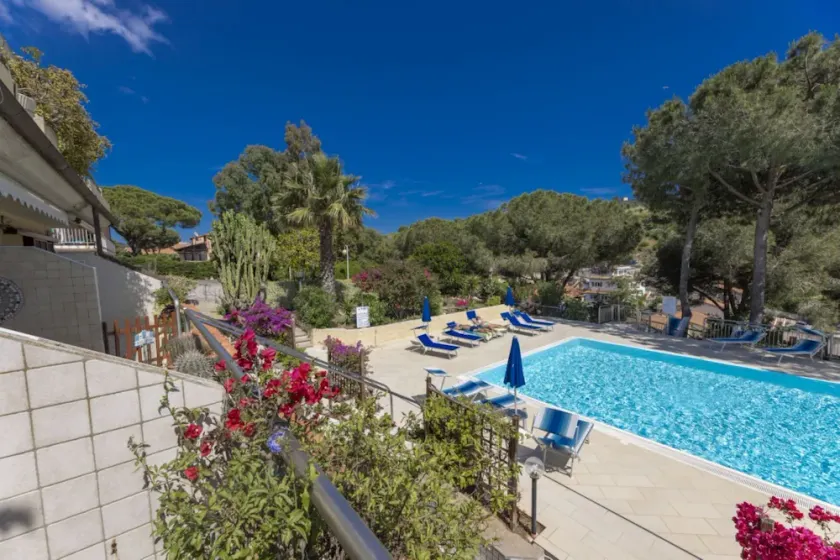 Il Porto Bilocale 11 con piscina - Goelba - Image 1