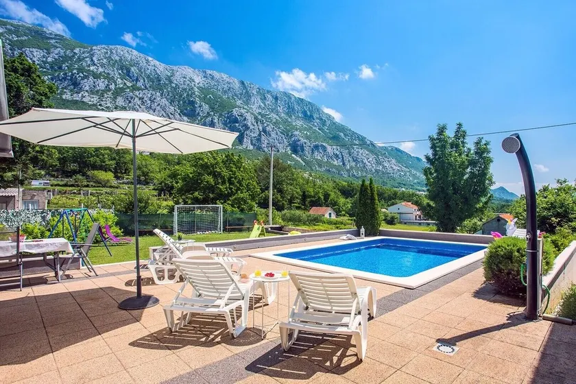 Apartment Villa Antony - Image 1