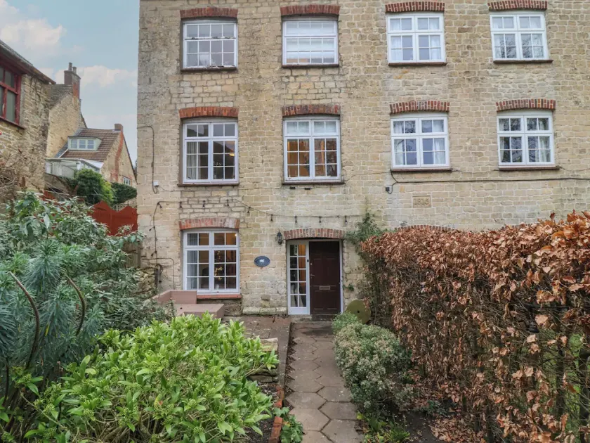 Waterloo Mill Cottage - Image 1