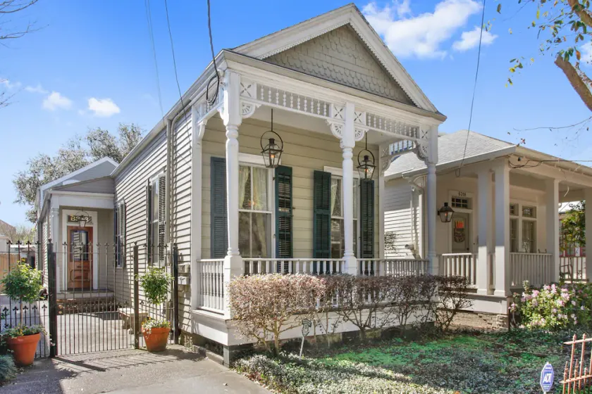 Charming New Orleans Cottage Steps from Audubon Park and Magazine St - Image 1