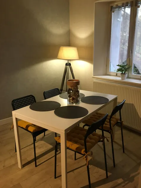 ** ALLE KOMFORT MED PRIVAT TERRAS OG HAVEN ** - Image 1