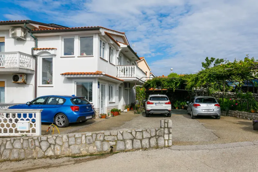 Ground floor unit with 40 m² living space for 4 persons - Image 1