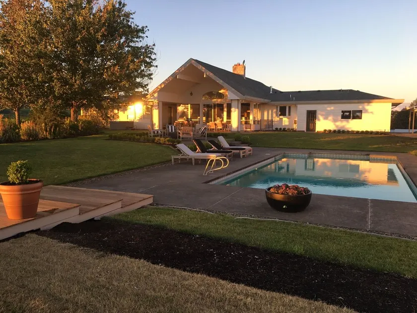 Luxus Wine Country Retreat - Image 1