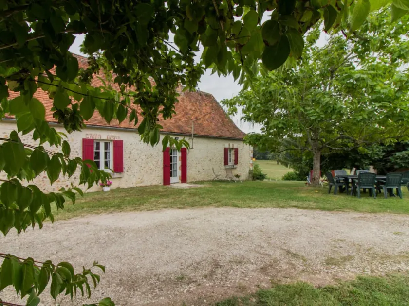 Maison périgourdine avec jardin près de Saint-Crépin-d'Auberoche - Image 1