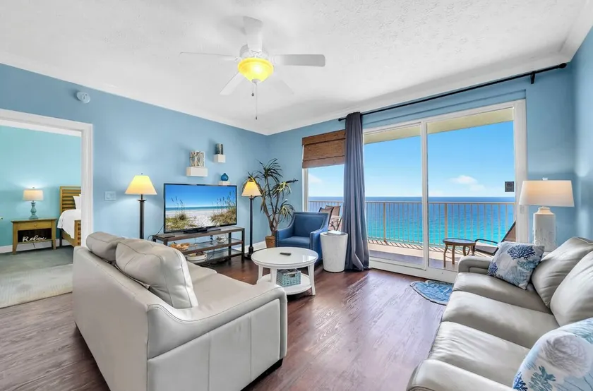 🐶Pet Friendly-GULF Front-Beachside Pool-Parking-2BR Treasure Island 1410🌴 - Image 1