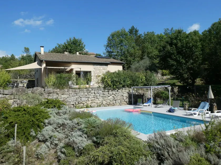 Komfortable Villa mit privatem Pool in St Genest Beauzon Süden ardech - Image 1