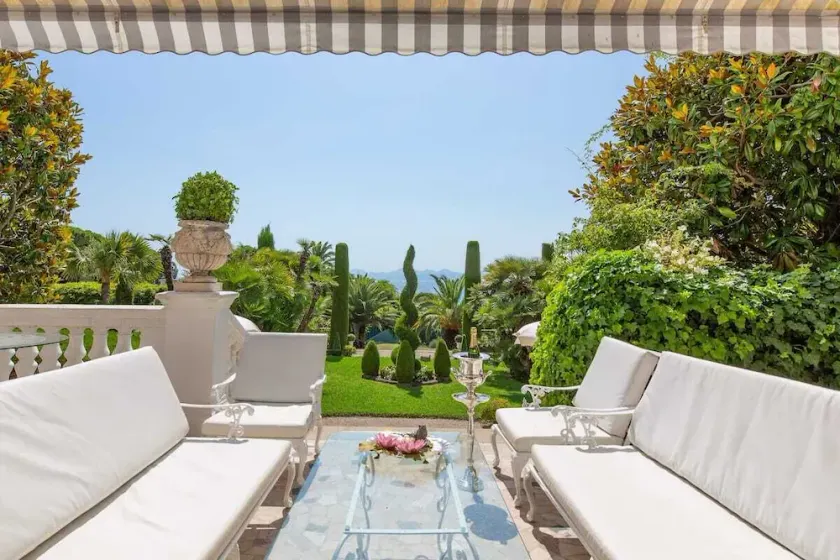 Imperial Villa \"Chateau Algarve\" in Cap d'Antibes - Image 1