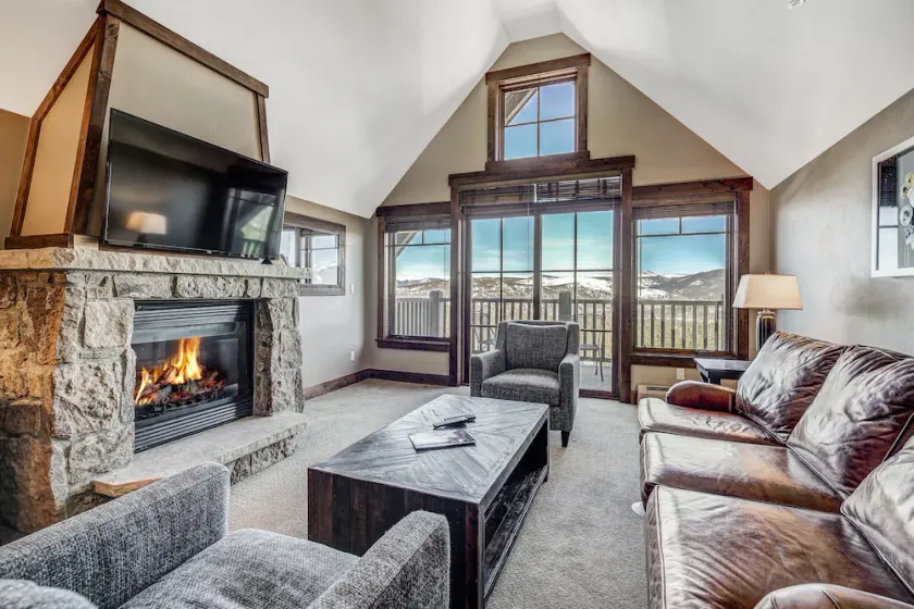Premier 2Br Condo at the Base of Peak 7 - Image 1
