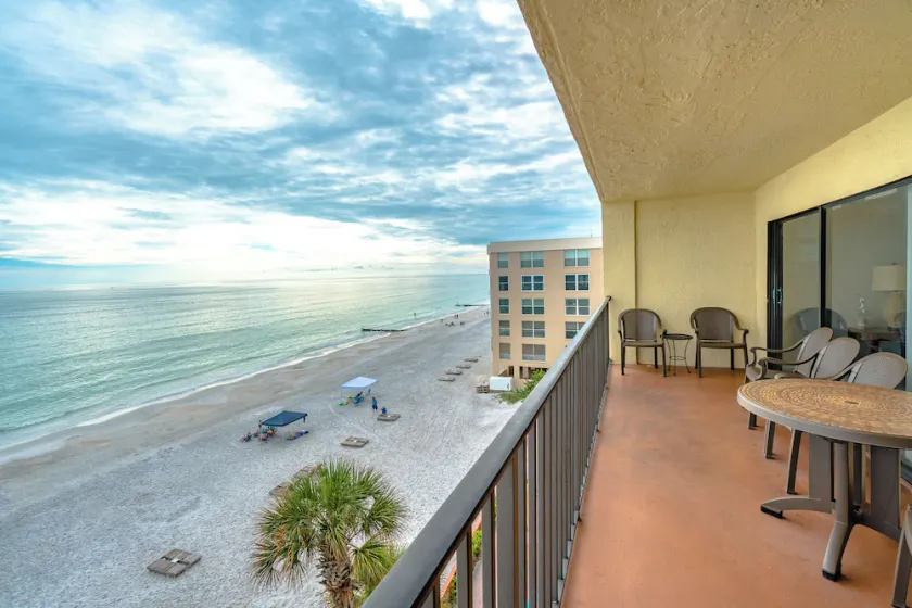 Las Brisas 404 - Image 1