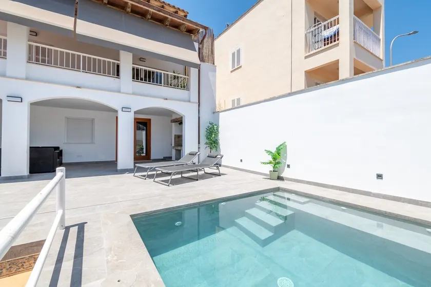 Casa Blanca Porto Cristo - Image 1