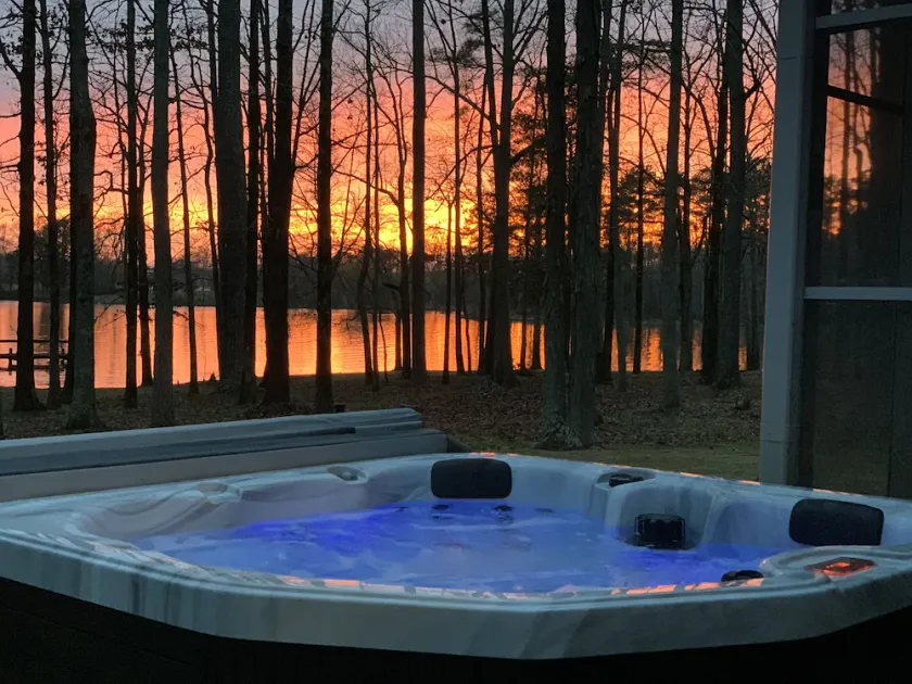 Tucked Away on Weiss Lake - Image 1