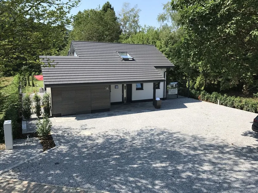 Fritliggende sommerhus på Edersee Rehbach \"Das Haus am See\" 4-stjernet DTV, - Image 1