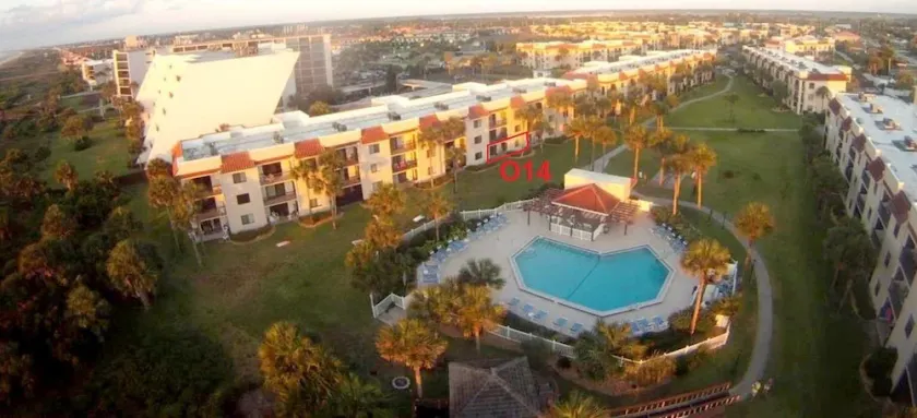 St. Augustine Beach, Florida: 2 bed/2 bath (Beachfront PetFriendly Free Parking) - Image 1