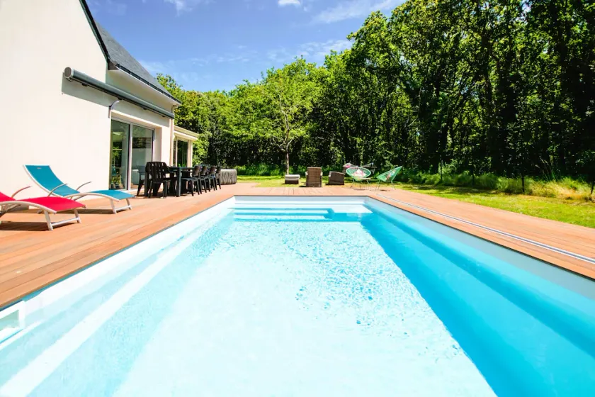 Villa with private pool, spa, beach and shops within walking distance - Image 1