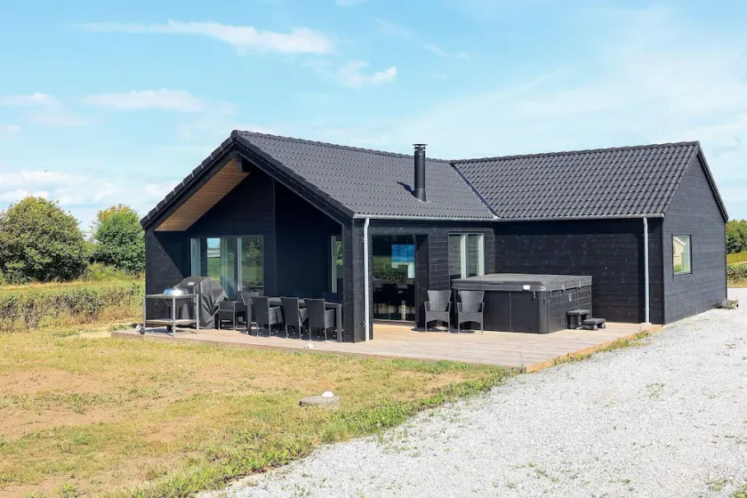 10 person holiday home in Bogense - Image 1