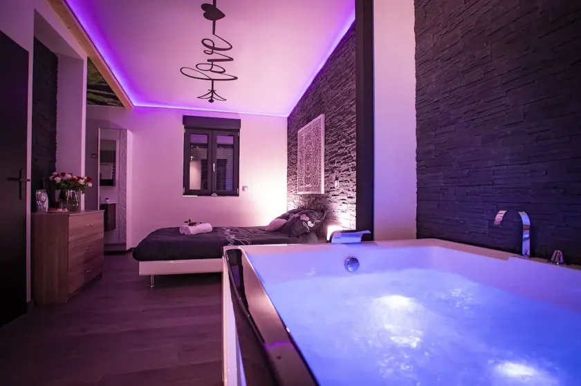 LE CHALET ZEN LOVE - Image 1
