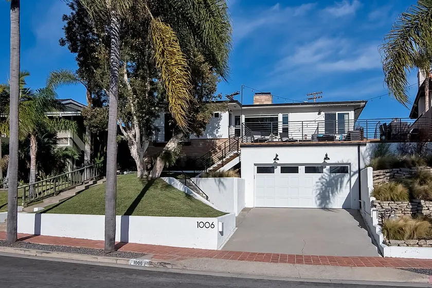 Prime T-Street Beach House Location - Image 1
