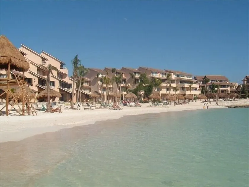 Beachfront placering med 2 Pools; Privat terrasse - Image 1