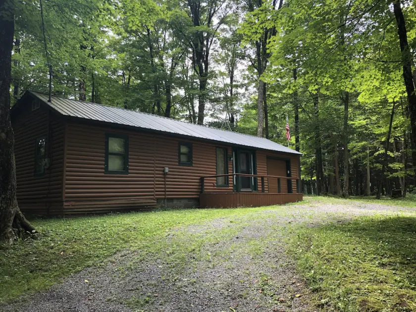OSWEGATCHIE ADIRONDACK CABIN RETREAT - Image 1