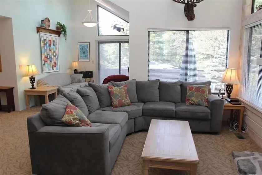 Seven Springs 3 Bedroom Standard Condo with Loft and Mountain Views! condo - Image 1