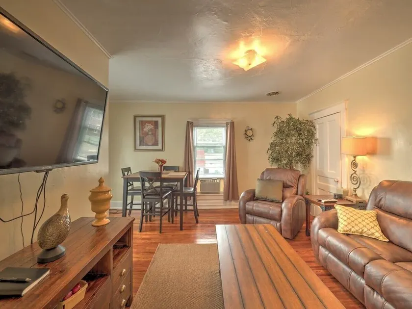 All Star Baseball Rentals - 1. Base Apt 2 - All Star Village - Image 1