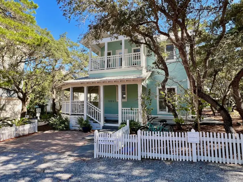 Seaside \"Marisol\" | 3 BR | Sleeps 9 | Loft space off Master| Close to 2 Pools - Image 1