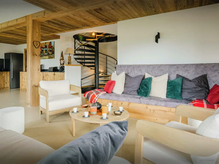 Chalet Paralpin - séjour en montagne avec panorama et spa - OVO Network - Image 1